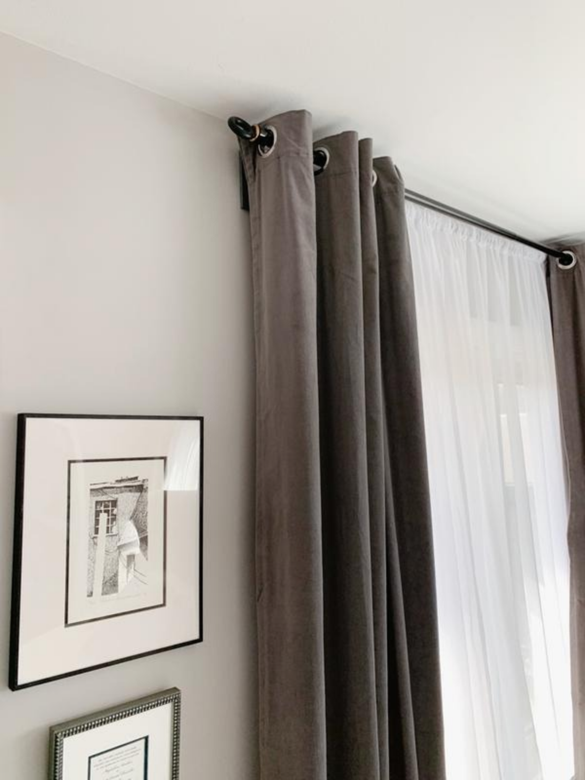 Umbra Circo Curtain Rod 183 - 366cm Matte Black
