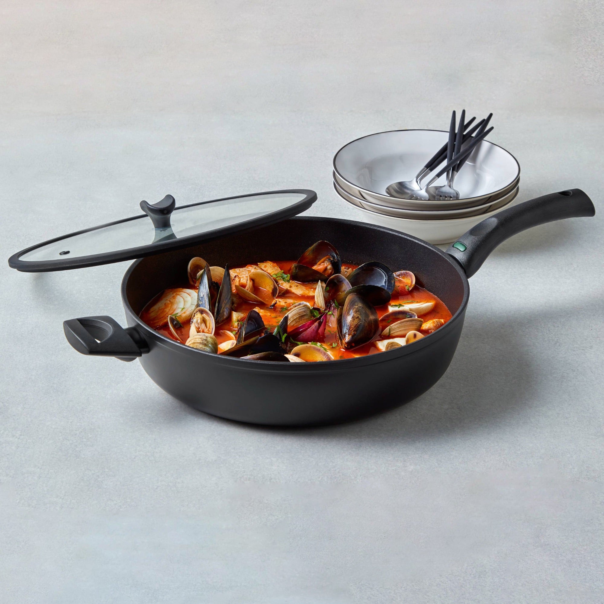 Essteele Per Salute - 32cm/5.7LCovered Sauté Cookware Essteele