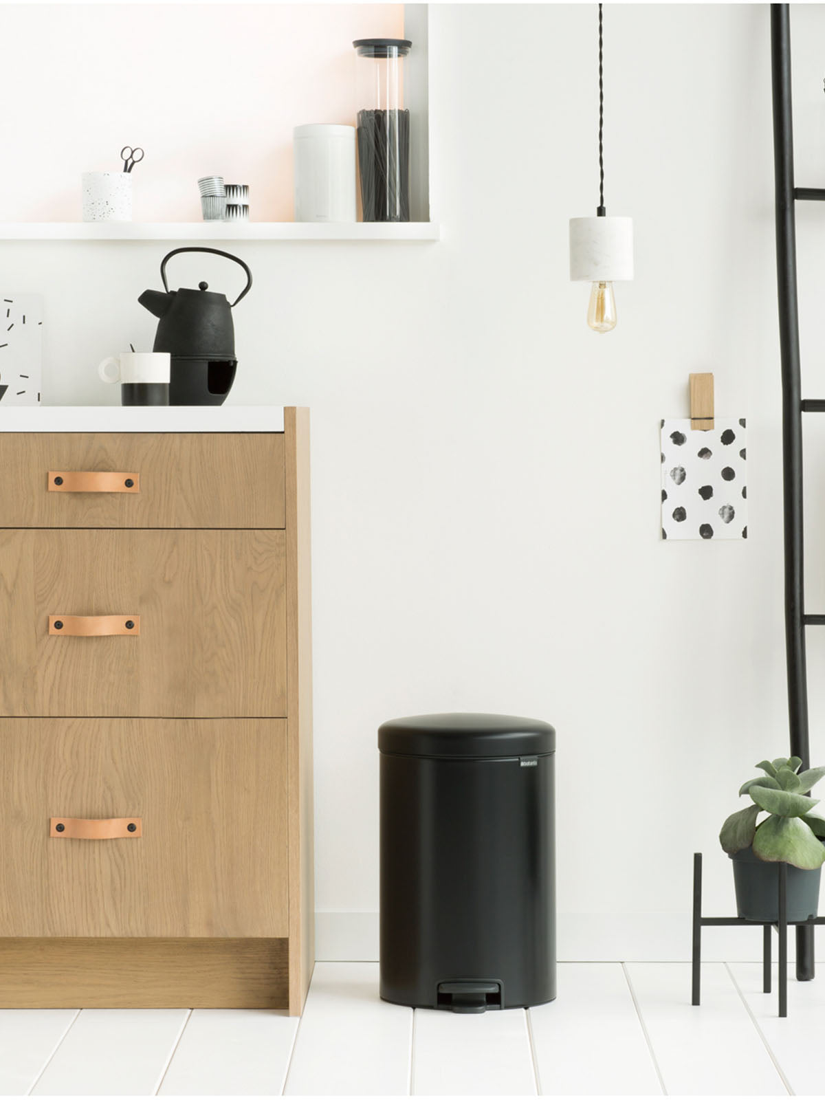 Brabantia Newicon Pedal Bin - 20L Matt Black