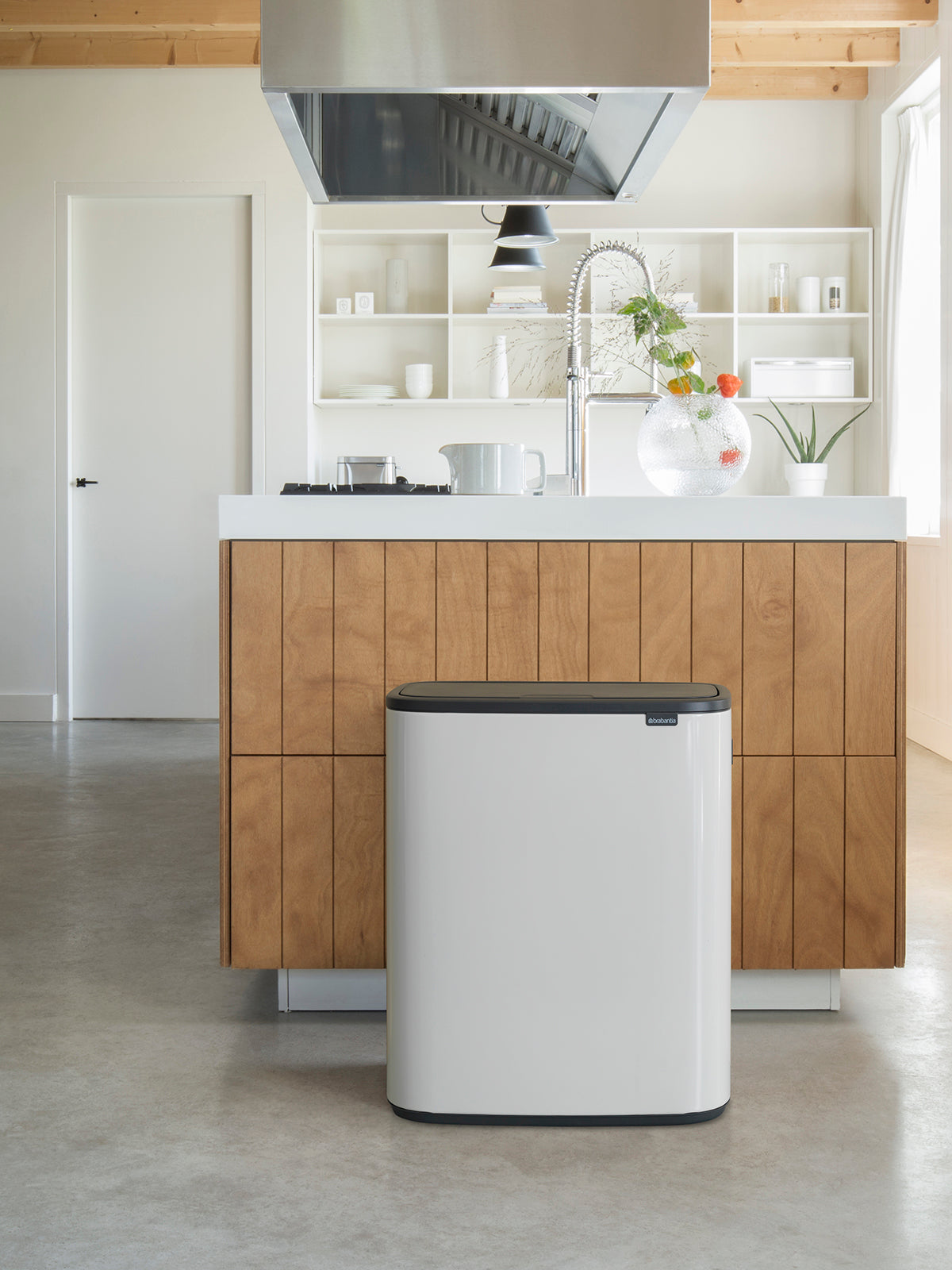 BRABANTIA Bo Touch Bin 60L - White