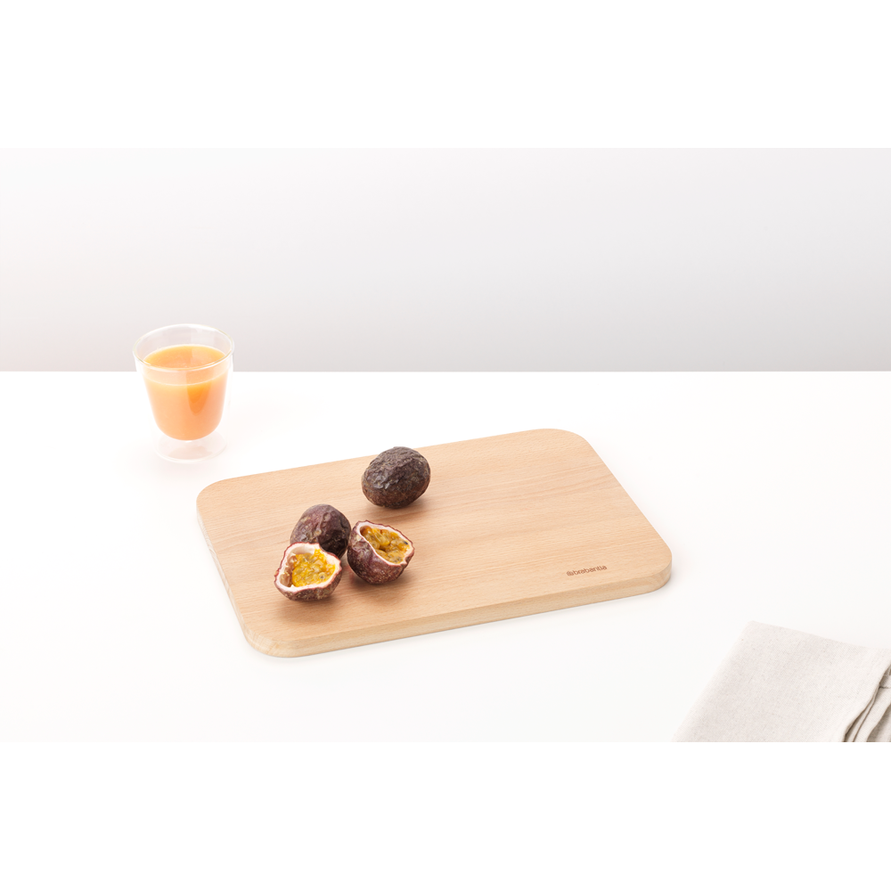 BRABANTIA Wooden Chopping Board - Medium