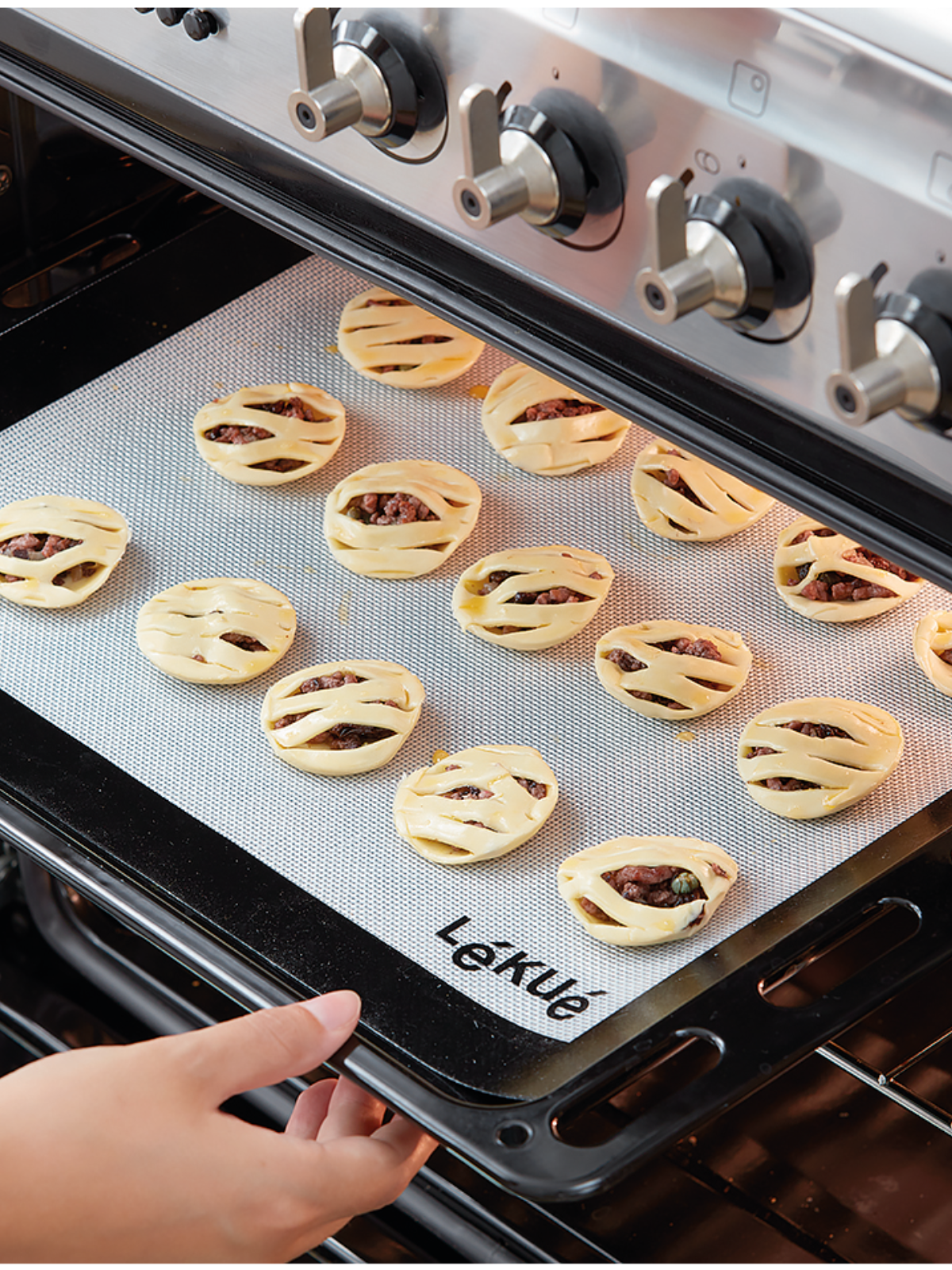 Lekue Mini Pie Making Kit - Red