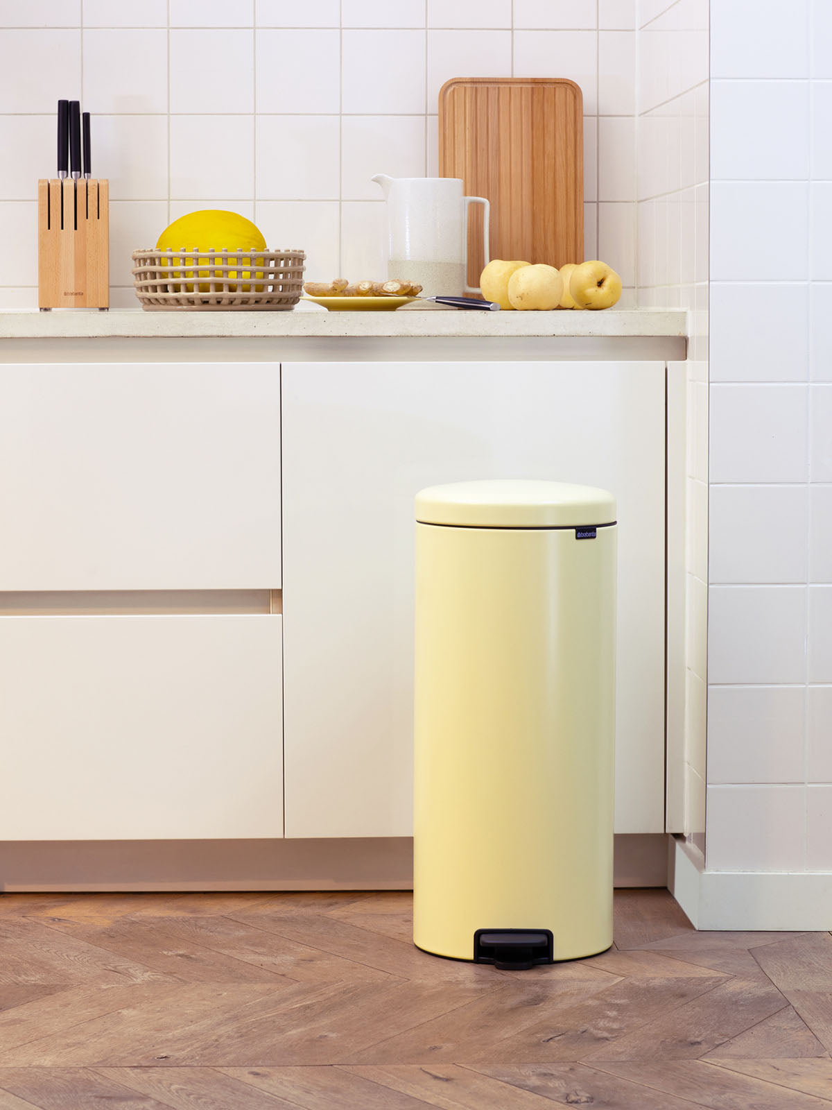 Brabantia Newicon Pedal Bin - 30L Mellow Yellow