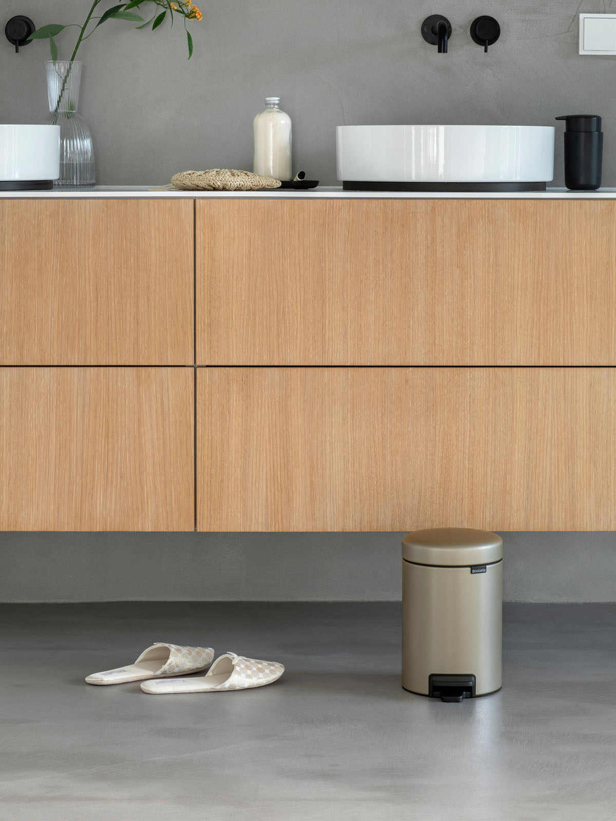 Brabantia Newicon Pedal Bin - 3L Metallic Gold