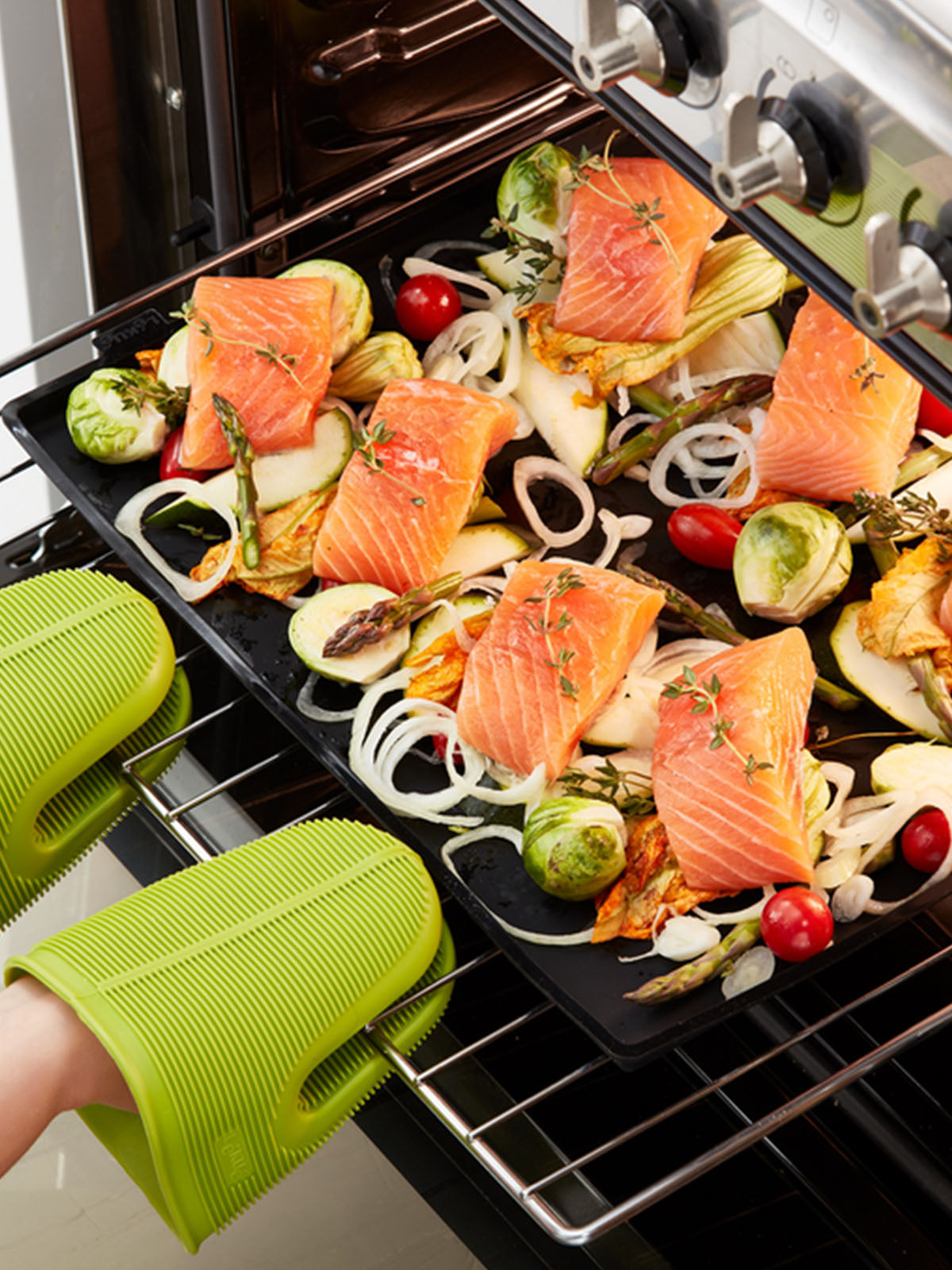 Non-spill Baking Tray, 40x30 cm