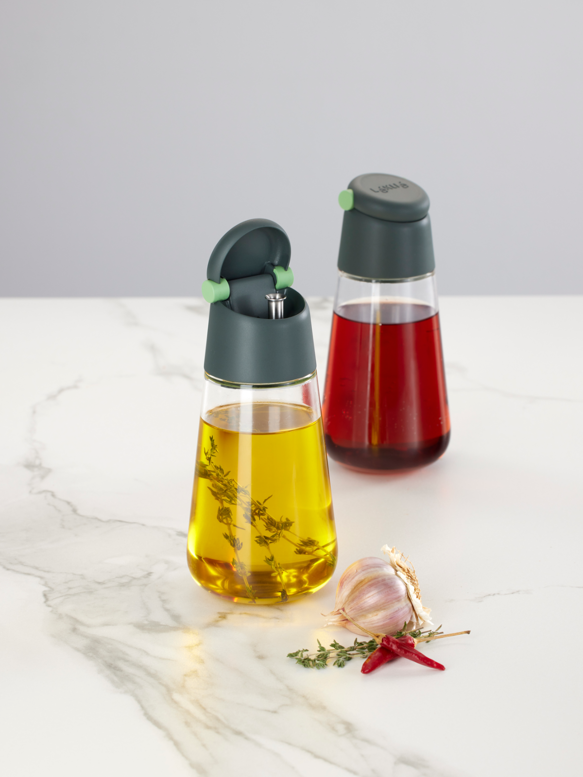 Lekue Oil & Vinegar Set of 2 - Grey