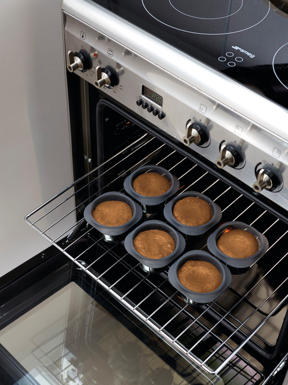 Lekue Molten Lava Cake Mould Set of 6 - Black