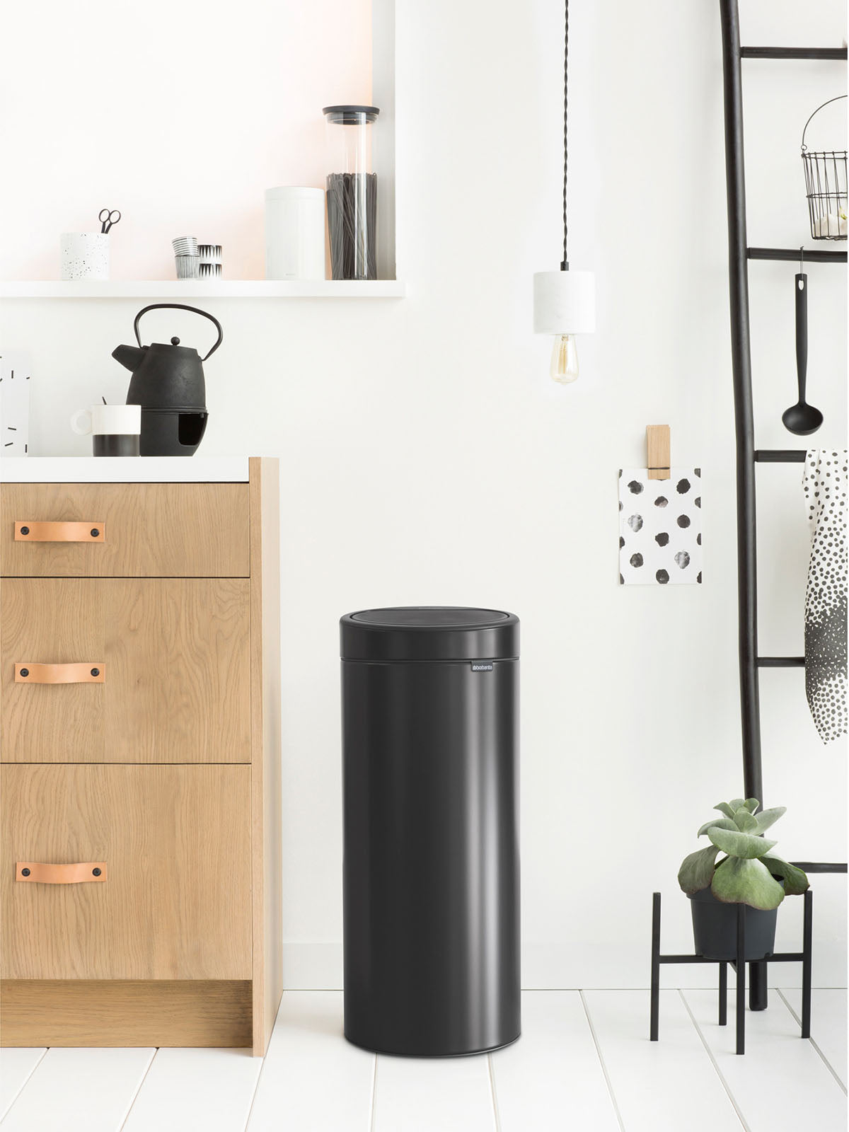 Brabantia New Touch Bin - 30L Matt Black