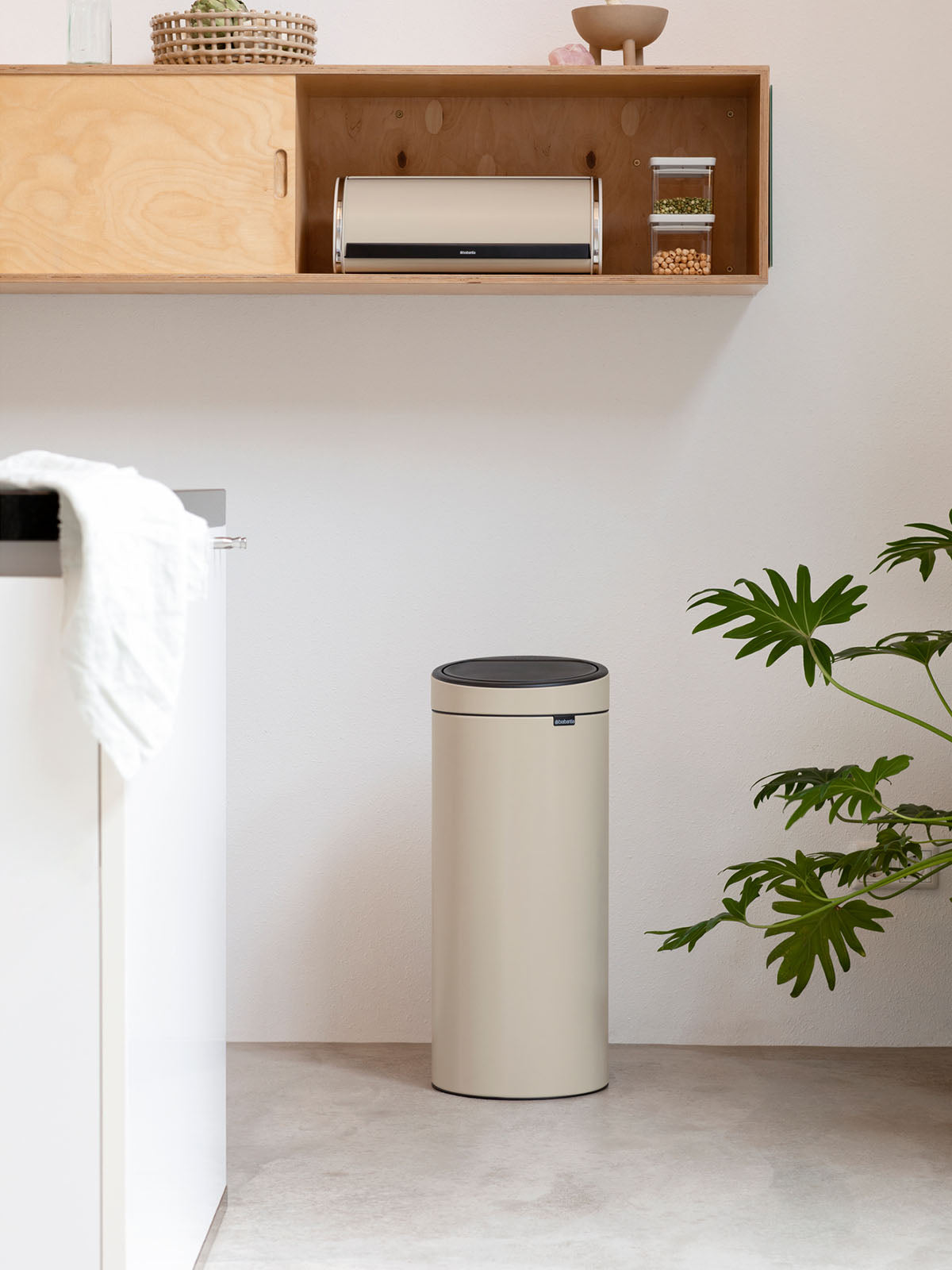 Brabantia New Touch Bin - 30L Soft Beige