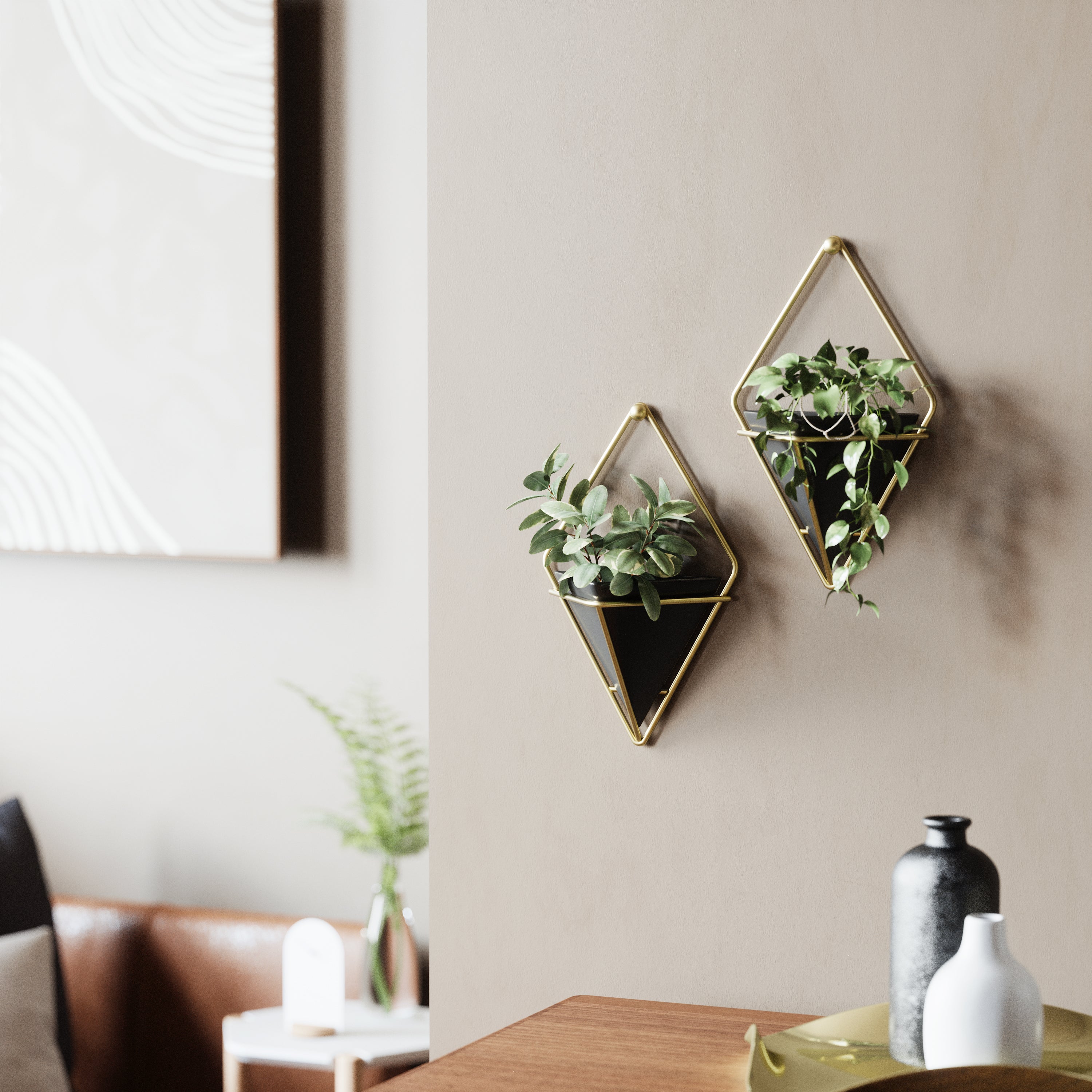  Trigg Small Wall Vessel Set 2 - Black/Brass Organiser UMBRA