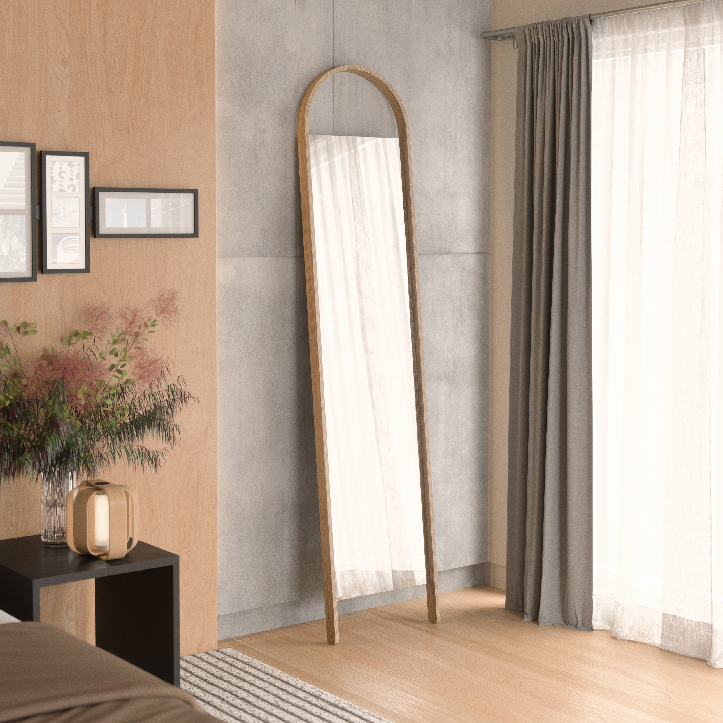 UMBRA Bellwood Leaning Mirror - Natural